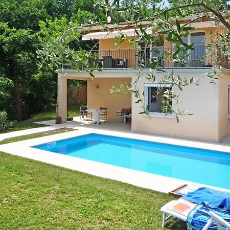 Soiano Sleeps 6 Pool Wifi Soiano Del Lago
