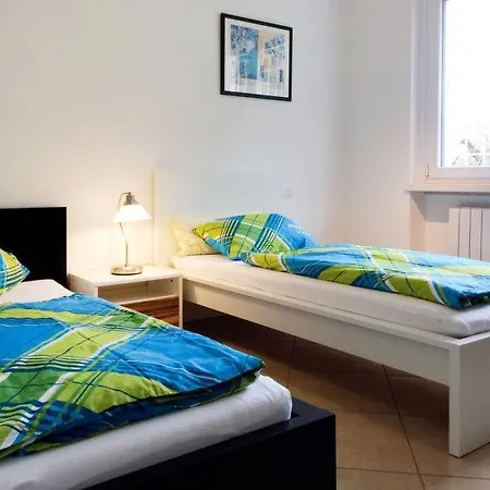 Holiday home Soiano Sleeps 6 Pool Wifi *